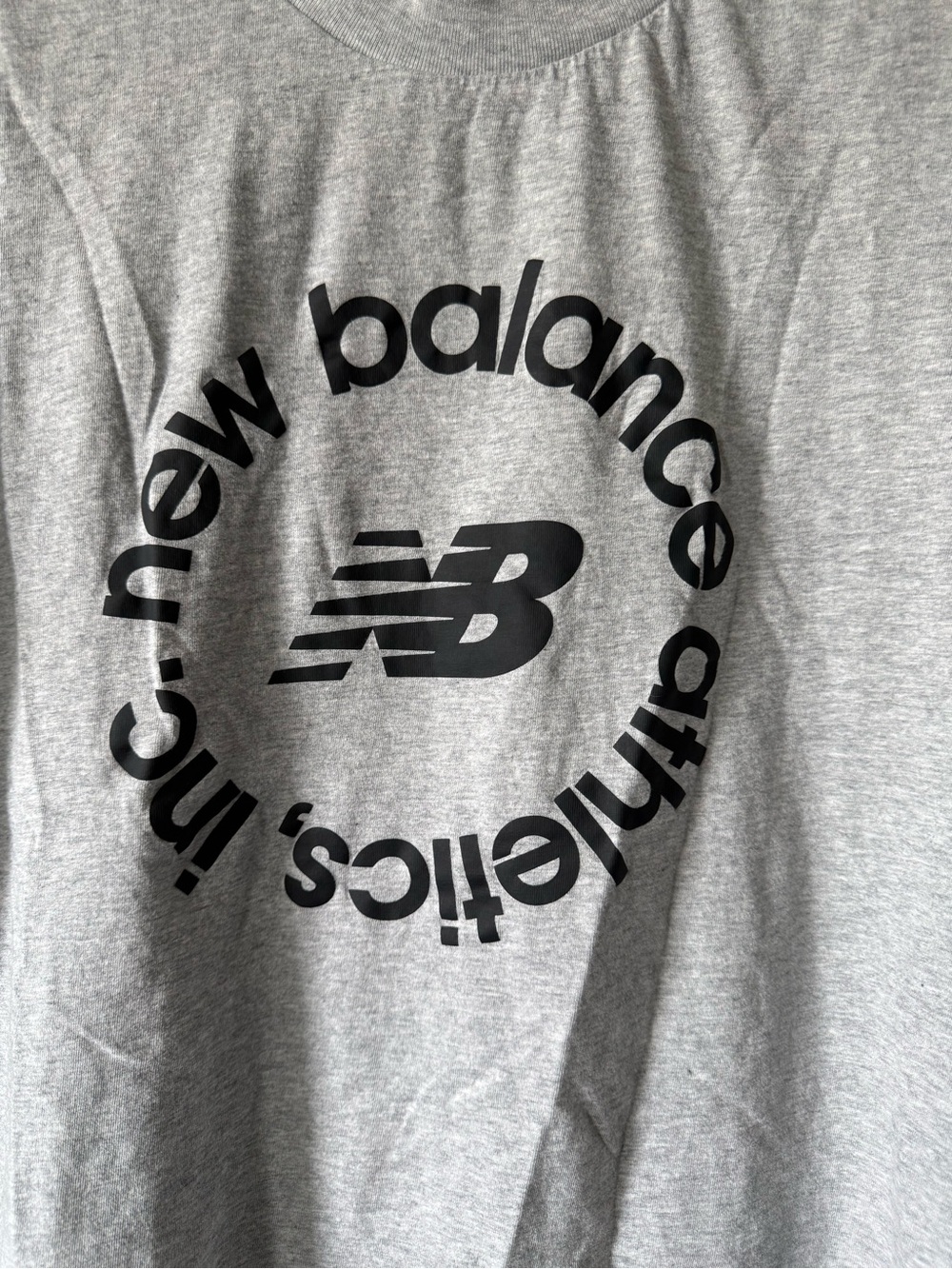 New Balance Men’s Light Gray Short-Sleeve Logo Tee - Picture 4 of 7